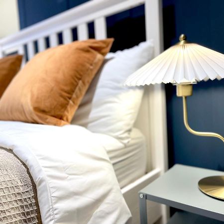 Am Living - Cheltenham Town Centre - St Georges Square Ngoại thất bức ảnh