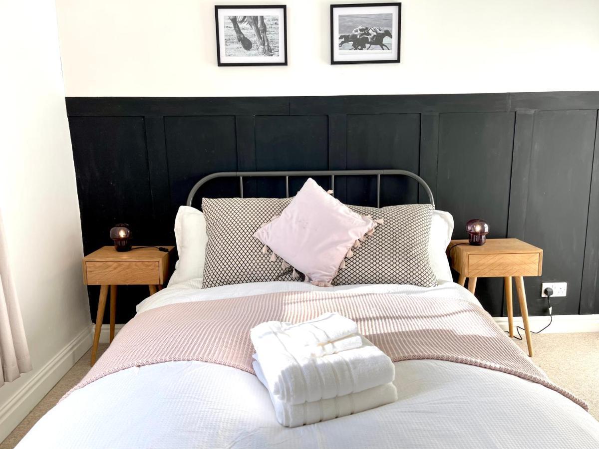 Am Living - Cheltenham Town Centre - St Georges Square Ngoại thất bức ảnh