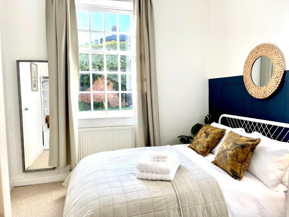 Am Living - Cheltenham Town Centre - St Georges Square Ngoại thất bức ảnh